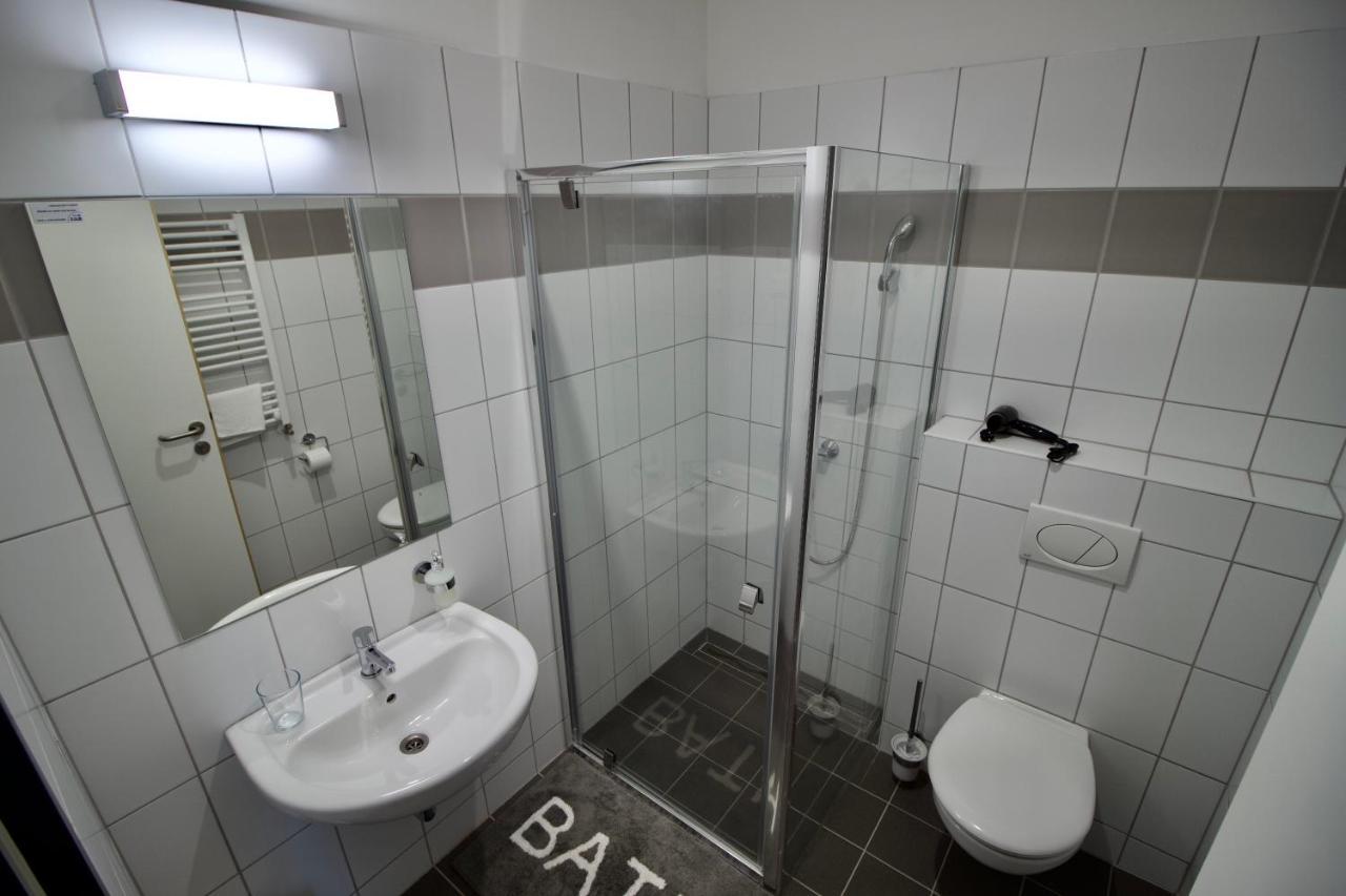 Sport Centrum Apartman Папа Экстерьер фото